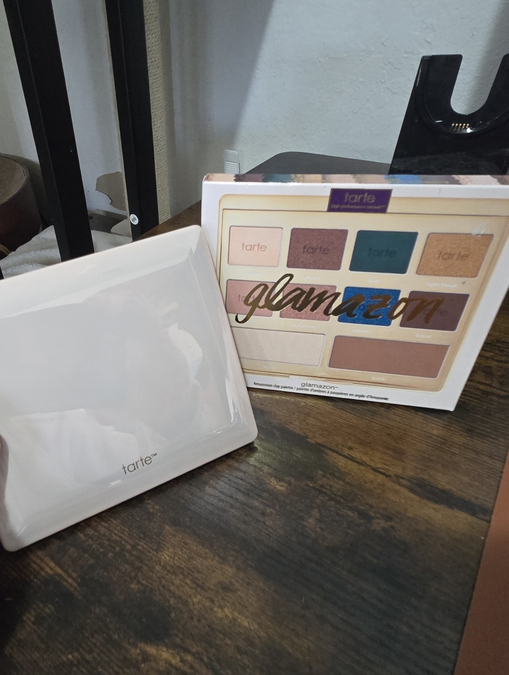 tarte Glamazon Eyeshadow Palette - Picture 3 of 5